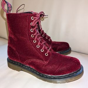 Dr. Martens 1460 Pascal Red Velvet